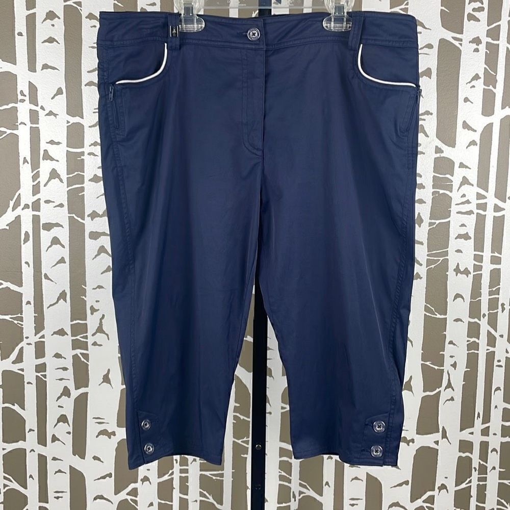 Green Lamb Golf Capri Pants Long Shorts 12 Navy Blue